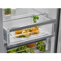 Prostostoječi hladilnik Electrolux LNT7ME34X2