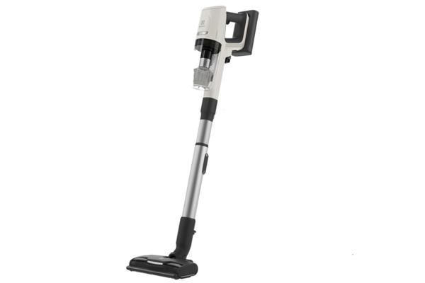 Pokončni baterijski sesalnik Electrolux EP81HB25SH